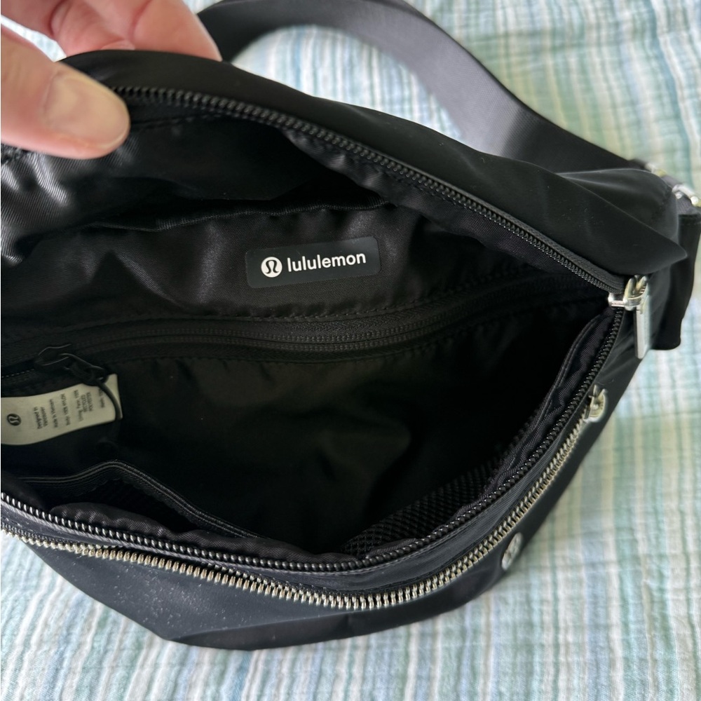 Lululemon Belt Bag - Picture 3 of 4